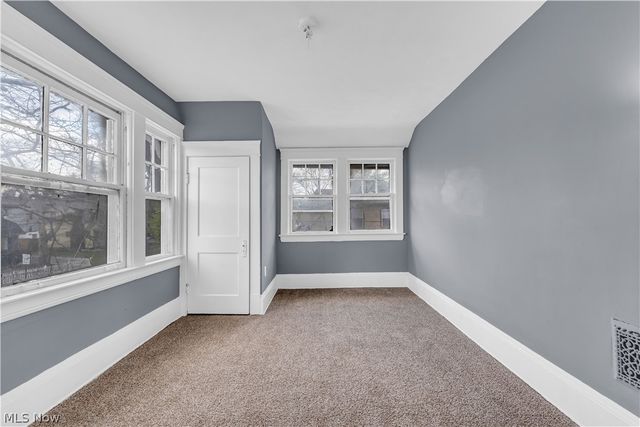 9303 Kempton Avenue, Cleveland, OH 44108