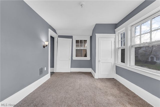 9303 Kempton Avenue, Cleveland, OH 44108