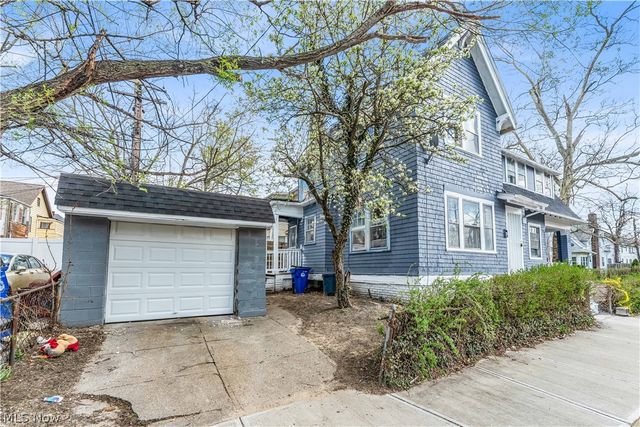 9303 Kempton Avenue, Cleveland, OH 44108