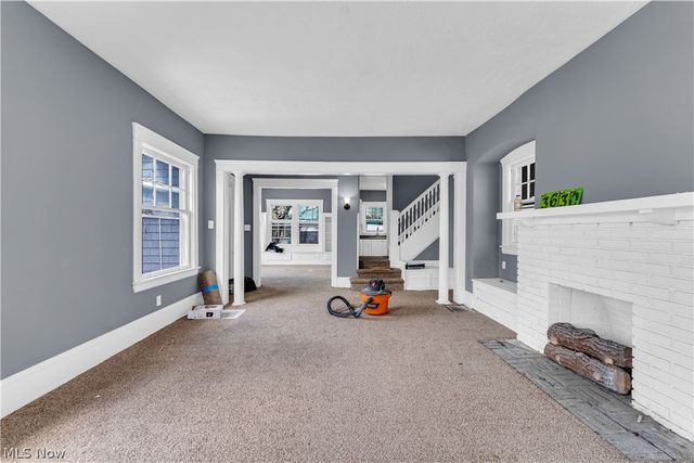 9303 Kempton Avenue, Cleveland, OH 44108