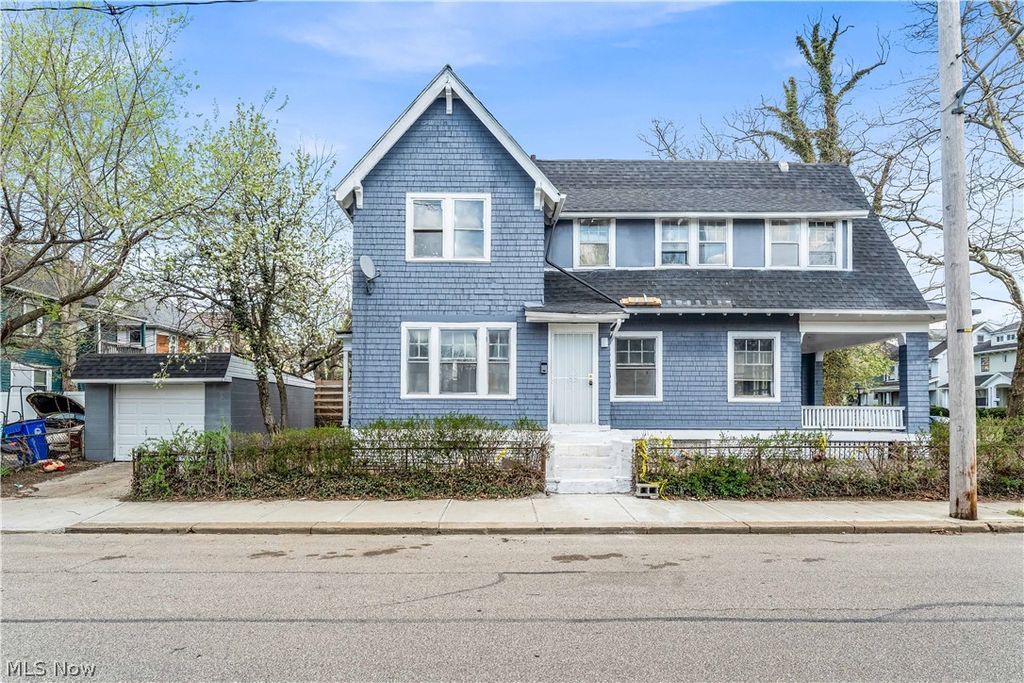 9303 Kempton Avenue, Cleveland, OH 44108