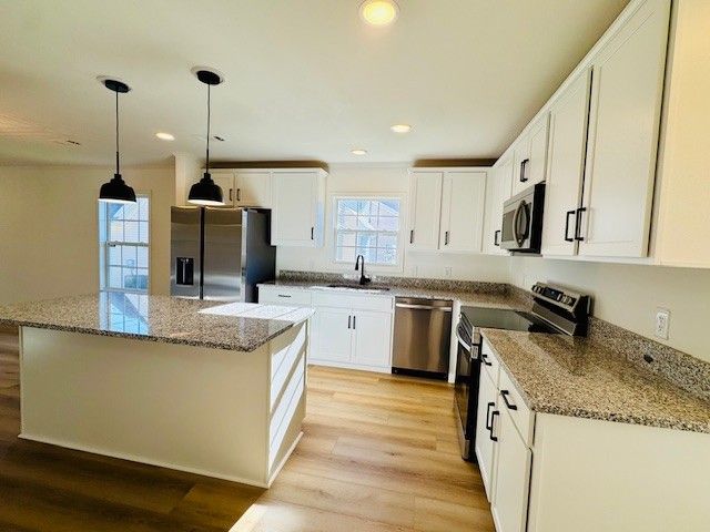413 Vailview Dr, Nashville, TN 37207