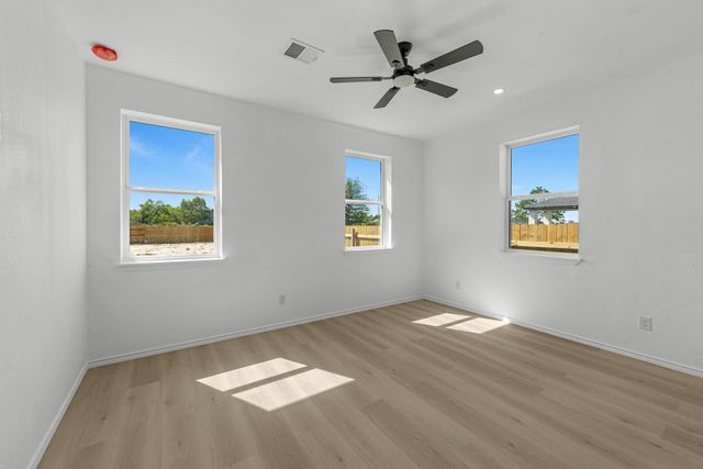 6181 Road 5503, Cleveland, TX 77327