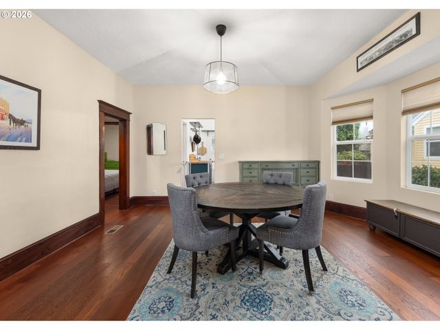 8012 Se 7TH Ave, Portland, OR 97202