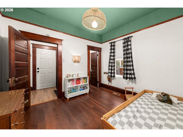 8012 Se 7TH Ave, Portland, OR 97202