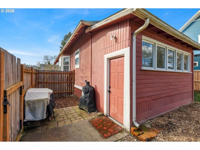 8012 Se 7TH Ave, Portland, OR 97202