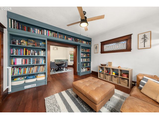 8012 Se 7TH Ave, Portland, OR 97202