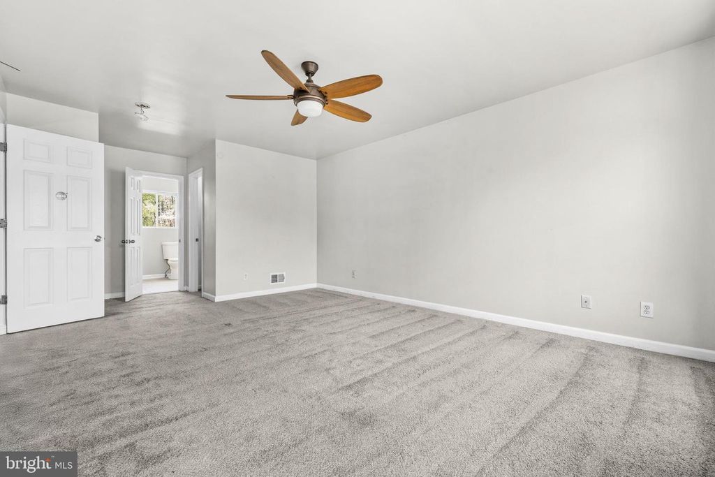 Image 17 of property listing at 6705 CHERRYFIELD RD, Fort Washington, MD 20744