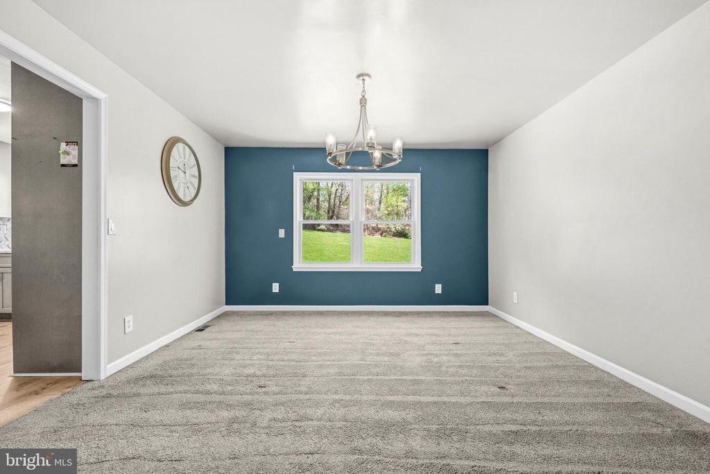 Image 6 of property listing at 6705 CHERRYFIELD RD, Fort Washington, MD 20744