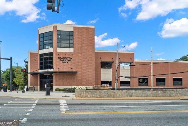 161 High Point Drive, Hoschton, GA 30548