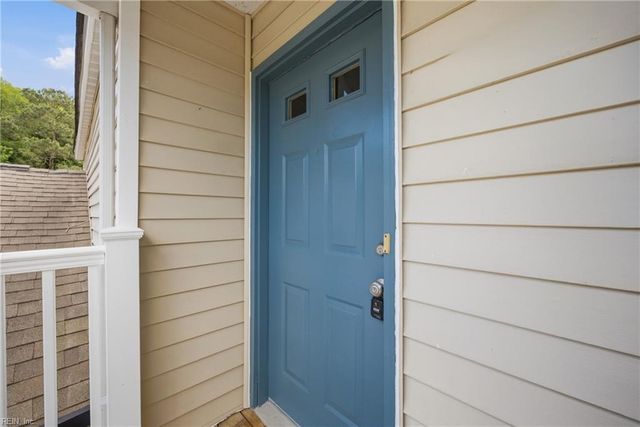 2129 Retreat CT, Virginia Beach, VA 23454