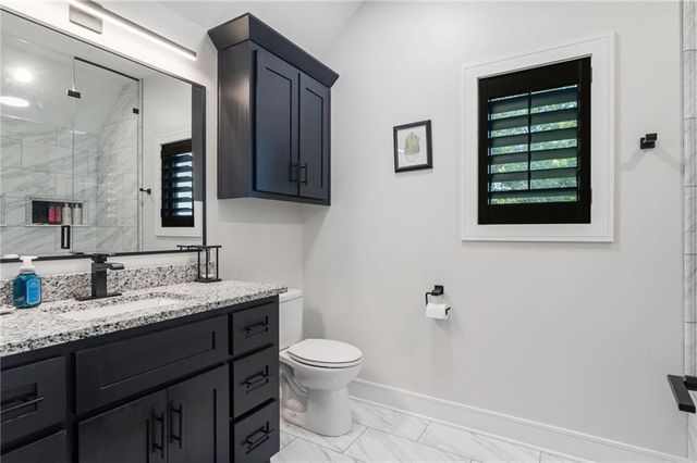 102 Angler Point, Gallatin, MO 64640