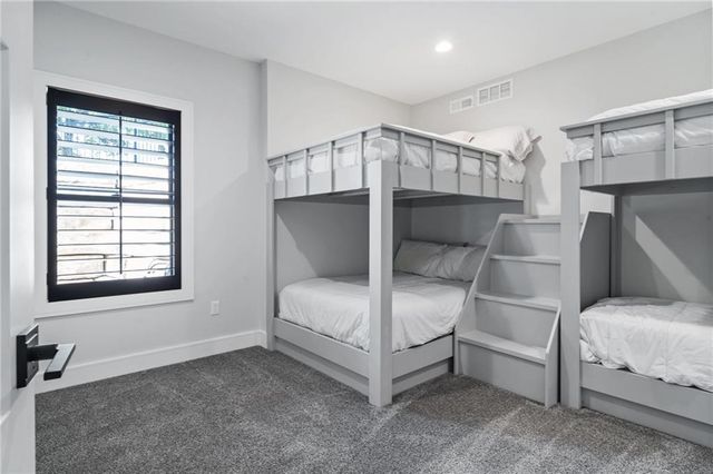 102 Angler Point, Gallatin, MO 64640