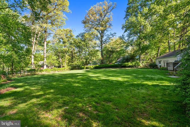 3121 TRENHOLM DR, Oakton, VA 22124