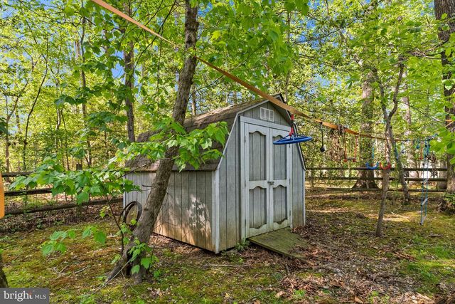3121 TRENHOLM DR, Oakton, VA 22124