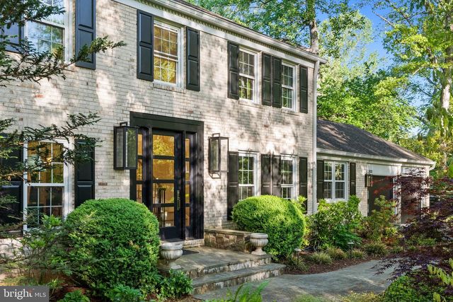 3121 TRENHOLM DR, Oakton, VA 22124