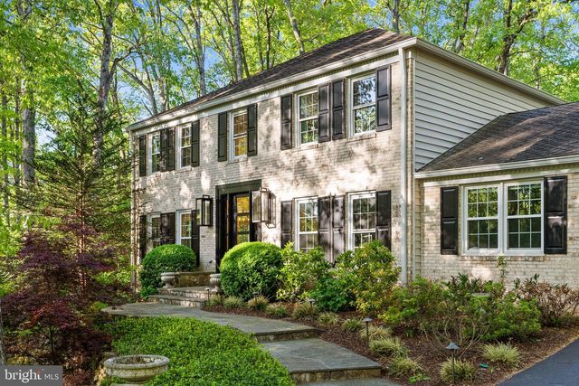 3121 TRENHOLM DR, Oakton, VA 22124