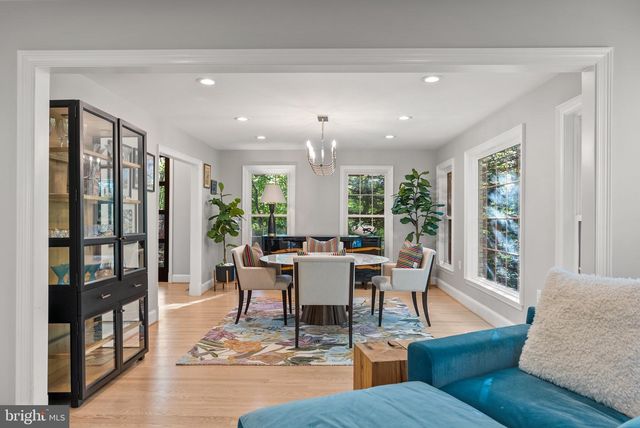 3121 TRENHOLM DR, Oakton, VA 22124