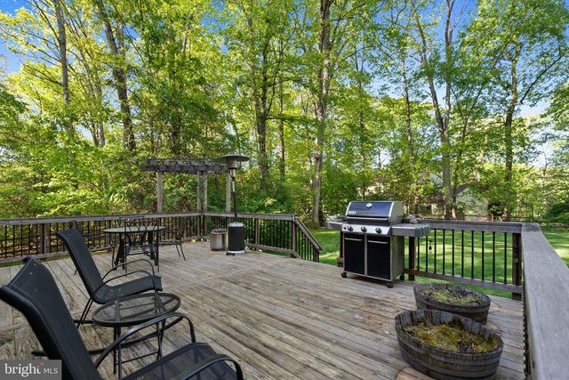 3121 TRENHOLM DR, Oakton, VA 22124