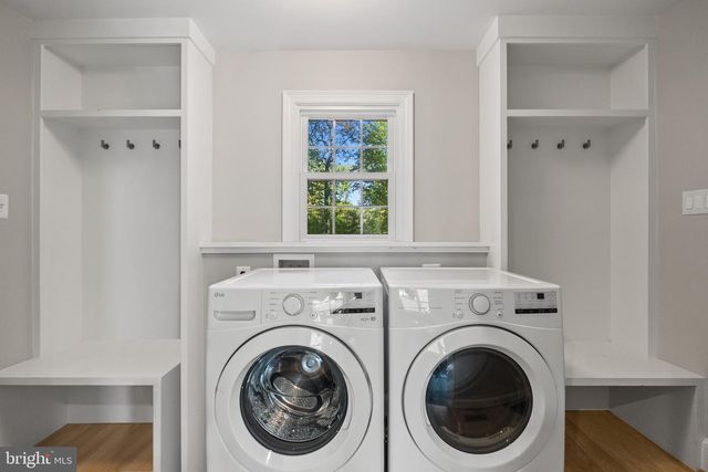 3121 TRENHOLM DR, Oakton, VA 22124