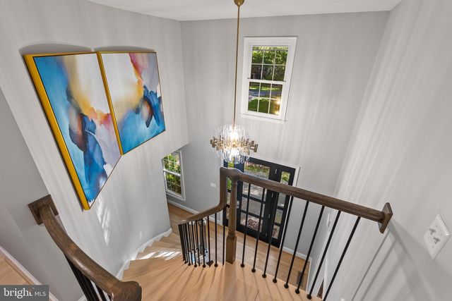 3121 TRENHOLM DR, Oakton, VA 22124
