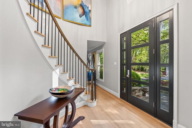 3121 TRENHOLM DR, Oakton, VA 22124