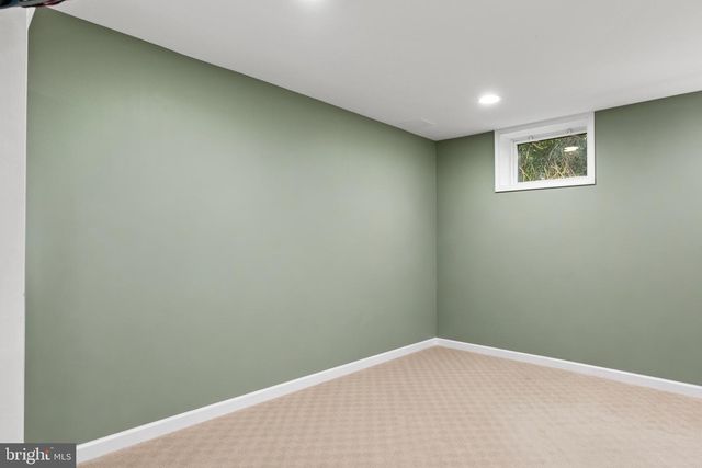 3121 TRENHOLM DR, Oakton, VA 22124
