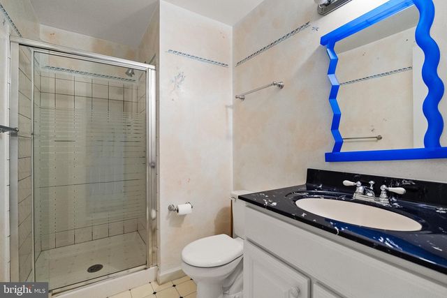 3121 TRENHOLM DR, Oakton, VA 22124