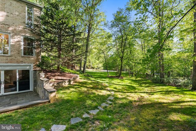 3121 TRENHOLM DR, Oakton, VA 22124
