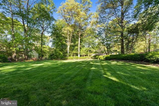 3121 TRENHOLM DR, Oakton, VA 22124