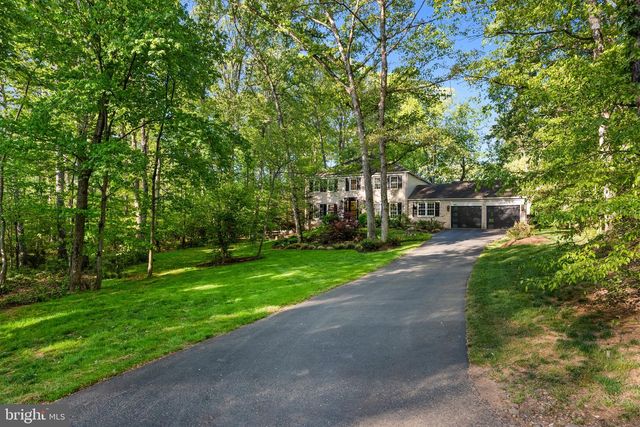 3121 TRENHOLM DR, Oakton, VA 22124