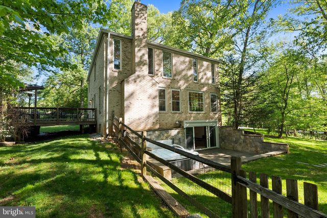 3121 TRENHOLM DR, Oakton, VA 22124
