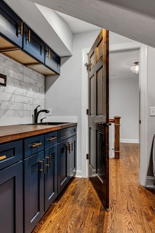 1209 Ashwood Ave, Nashville, TN 37212