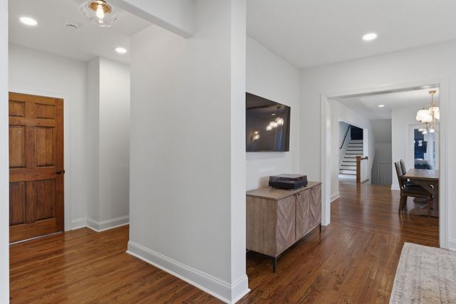 1209 Ashwood Ave, Nashville, TN 37212