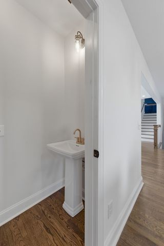 1209 Ashwood Ave, Nashville, TN 37212