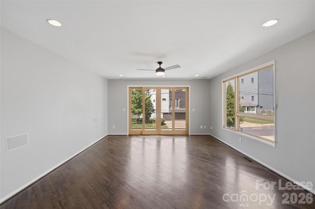 919 Westbrook Drive A, Charlotte, NC 28202