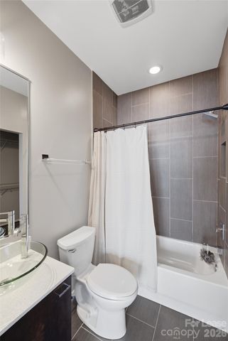 919 Westbrook Drive A, Charlotte, NC 28202