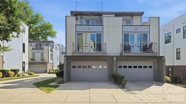 919 Westbrook Drive A, Charlotte, NC 28202