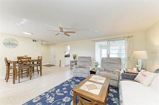 730 CARIBBEAN CIRCLE 26, Venice, FL 34293