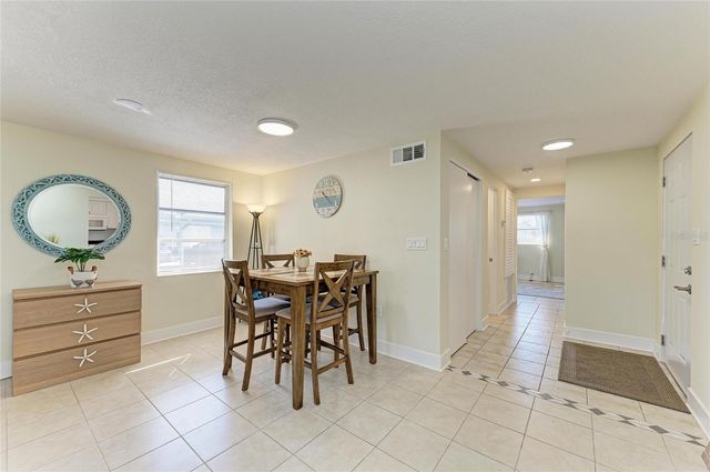 730 CARIBBEAN CIRCLE 26, Venice, FL 34293