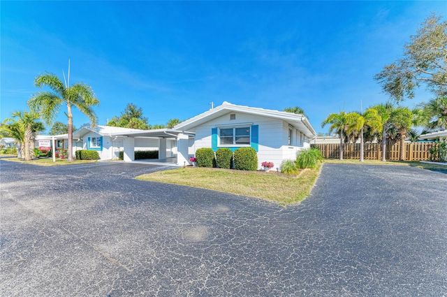 730 CARIBBEAN CIRCLE 26, Venice, FL 34293