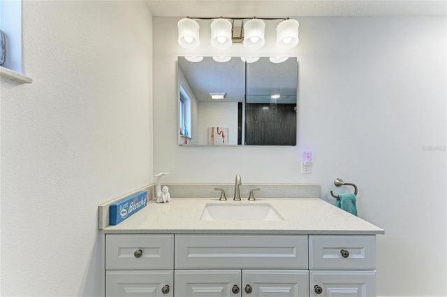 730 CARIBBEAN CIRCLE 26, Venice, FL 34293