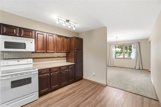 1700 W Sparrow Road, Green Twp, OH 45502