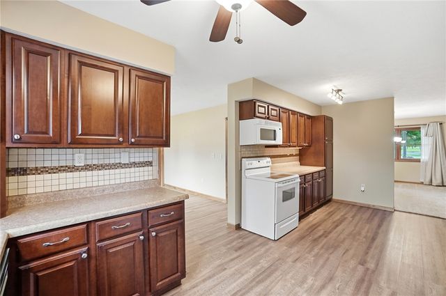 1700 W Sparrow Road, Green Twp, OH 45502