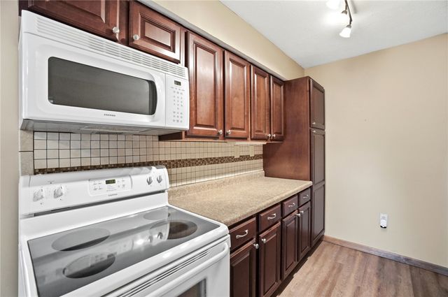 1700 W Sparrow Road, Green Twp, OH 45502