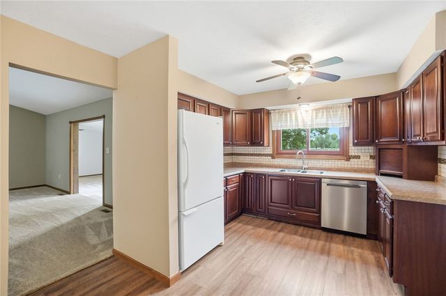 1700 W Sparrow Road, Green Twp, OH 45502