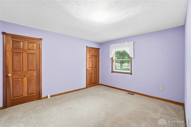 1700 W Sparrow Road, Green Twp, OH 45502