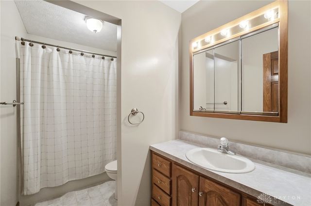 1700 W Sparrow Road, Green Twp, OH 45502