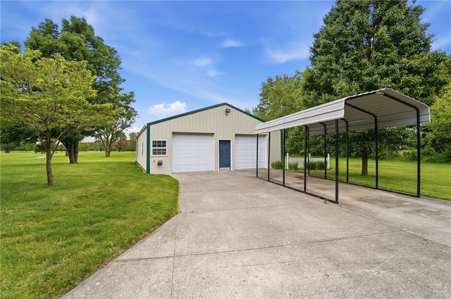 1700 W Sparrow Road, Green Twp, OH 45502