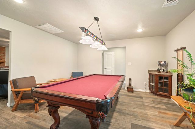 1208 Broadmoor Drive, Bryan, TX 77802